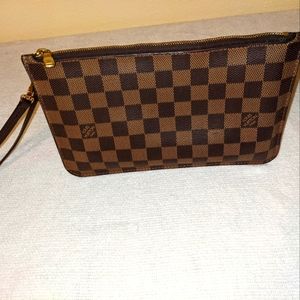 Louis Vuitton Damier Ebene Neverfull Pouch ~ Excellent Condition